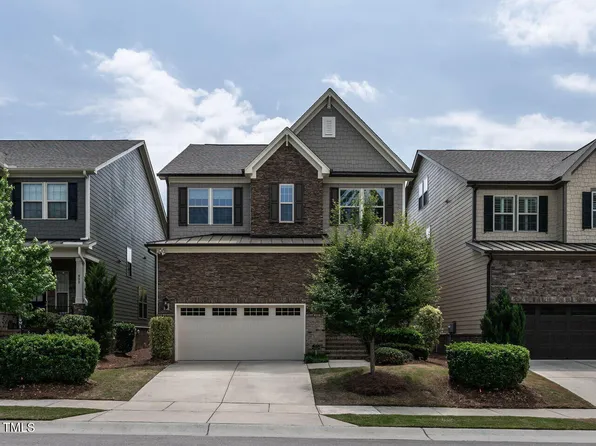 935 Regency Cottage Pl, Cary, NC 27518
