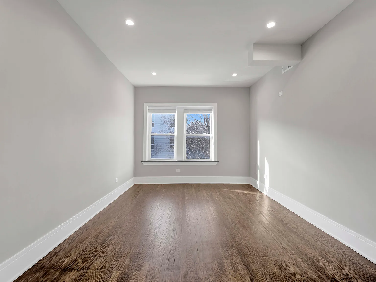 2 bed, $2,266 — Photo 3