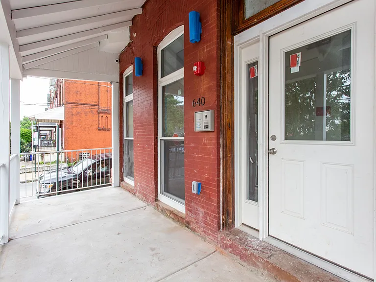 640 N 32nd St #1RR — Photo 13