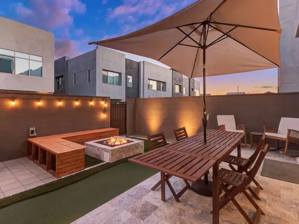 1965 W Kinfield Trl, Phoenix, AZ 85085