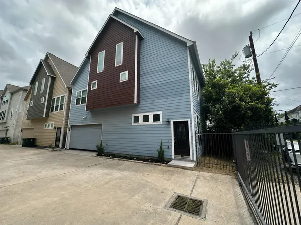724 Link Rd, Houston, TX 77009
