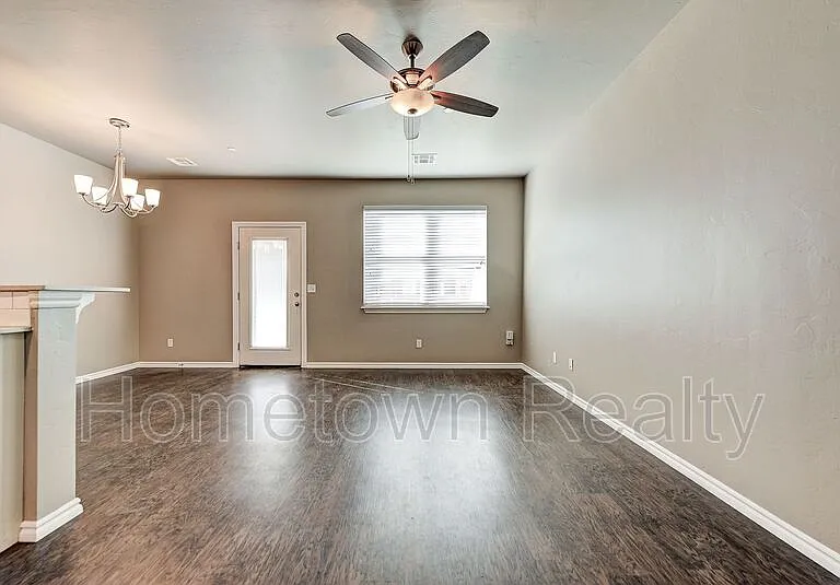 788 SW 13th St — Photo 7