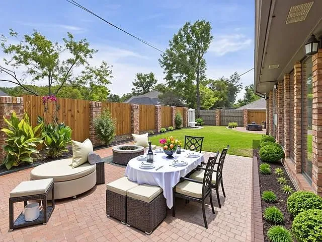 1178 Oval Dr — Photo 47