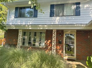 2615 Stahr Ln, Columbus, IN 47203