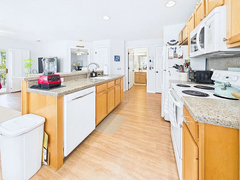 3350 Club Villas Dr #1303 — Photo 22