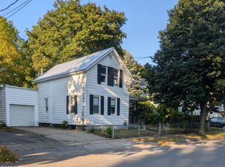 27 3rd St, Glens Falls, NY 12801