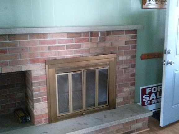 2nd image of 213 Yale Ave