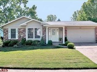 2508 Elm Forest Ct, Ballwin, MO