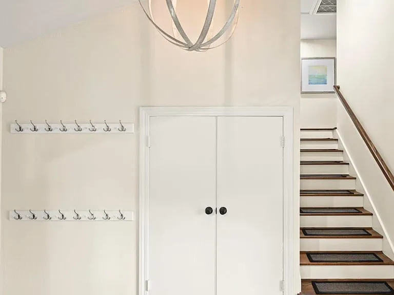 3623 Mahogany Ct — Photo 4