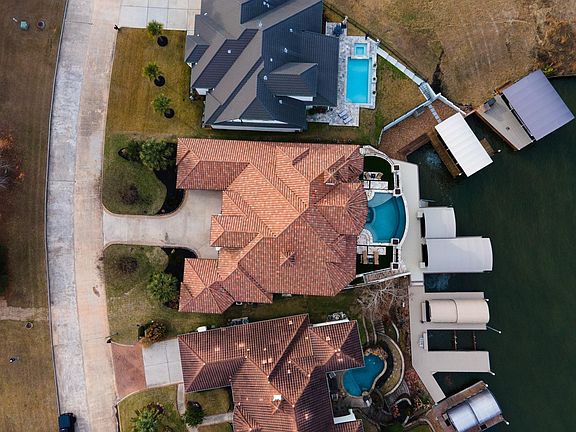 5th image of 14640 Whistling Oak Dr