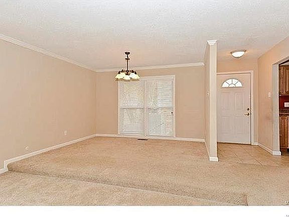 3rd image of 1159 Rue La Chelle Walk #1159