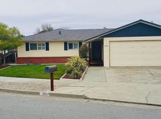 1210 Westward Dr, Hollister, CA