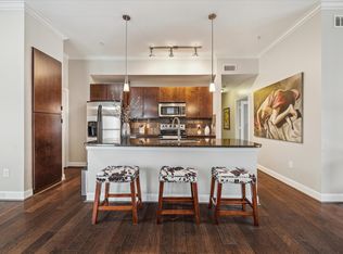 300 Saint Joseph Pkwy APT 223, Houston, TX 77002