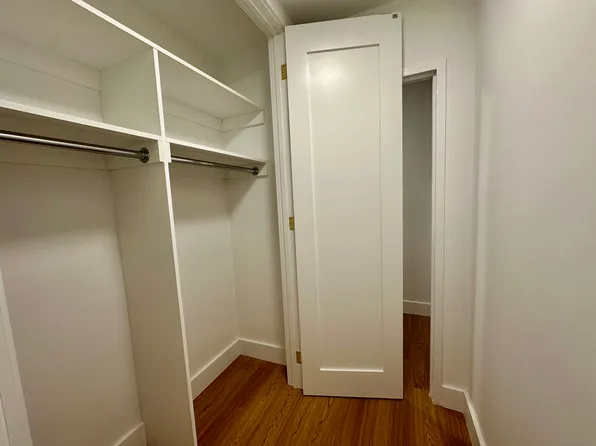 501 East 87th Street image 14 of 27