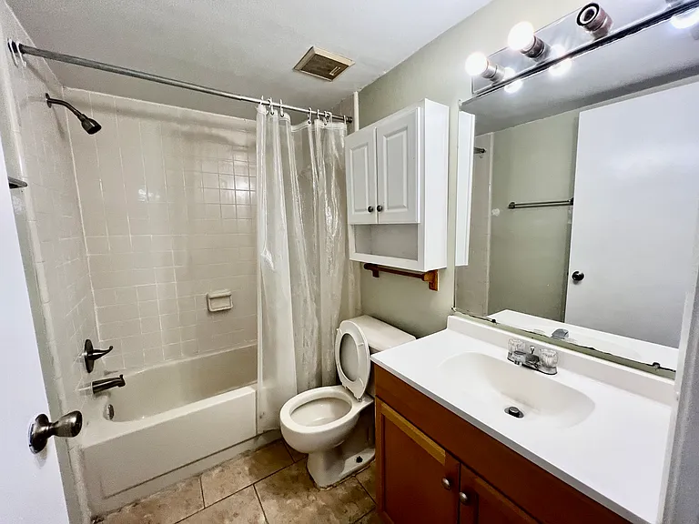 14411 Hanging Moss Cir #102 — Photo 15