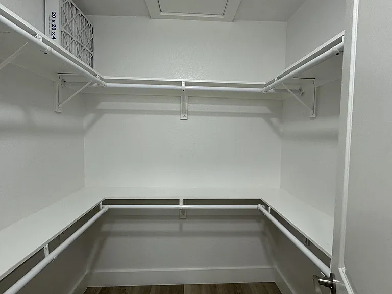 625 Camilla Ln #625 — Photo 4