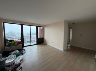 61 Village Rd N APT 4A, Brooklyn, NY 11223