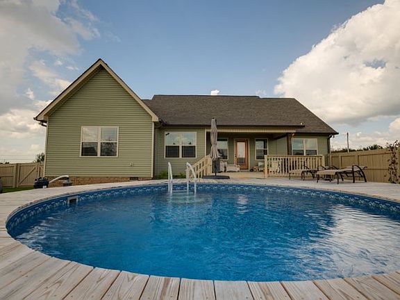 5th image of 371 Richland Farms Dr