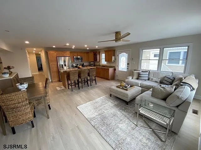 115 N Washington Ave #2 — Photo 5