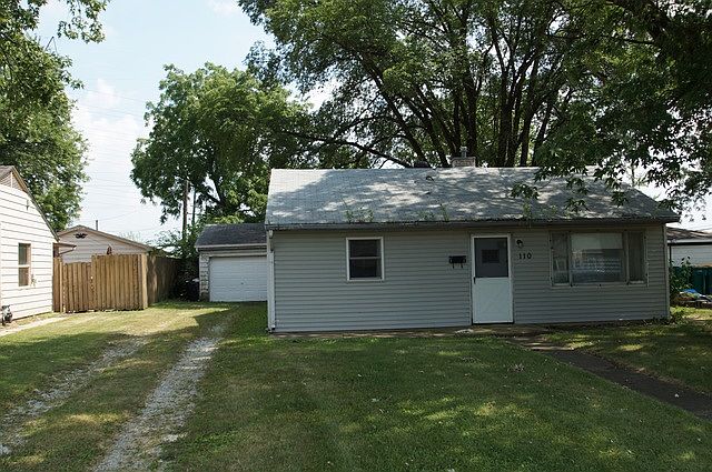 1st image of 110 S Hammes Ave