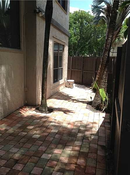 1st image of 2341 Bayberry Dr