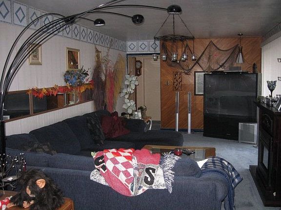 2nd image of 1317 Askin St