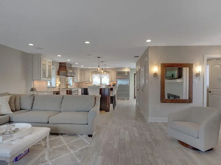 16 N Haverford Ave — Photo 12