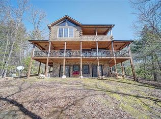150 Mountain Lake Cir, Blue Ridge, GA 30513