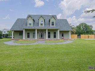 16372 Joe Sevario Rd, Prairieville, LA 70769