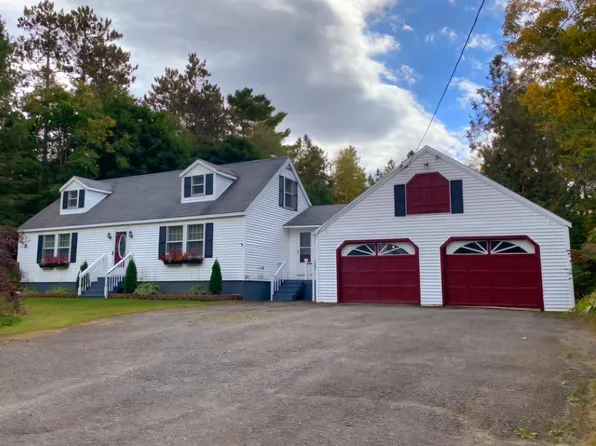 2668 Union Street, Hermon, ME 04401