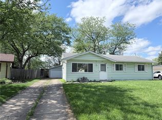 509 Chestnut Dr, Berea, OH 44017