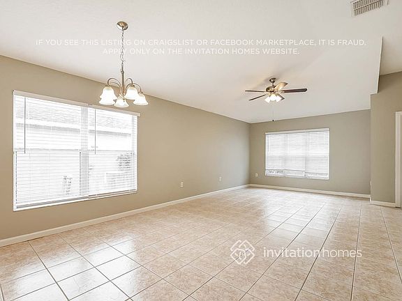 4th image of 1175 Snug Harbor Dr