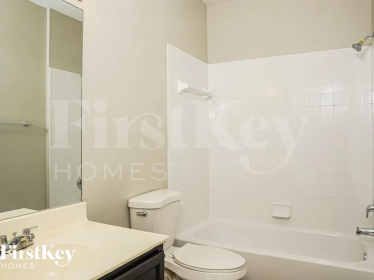 4743 Luther Ave — Photo 17
