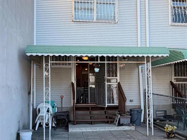 2822 W 16th Street, Brooklyn, NY 11224