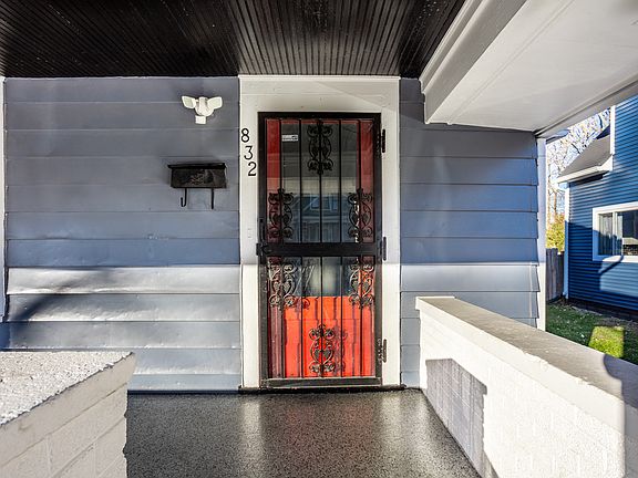 5th image of 832 N Parker Ave