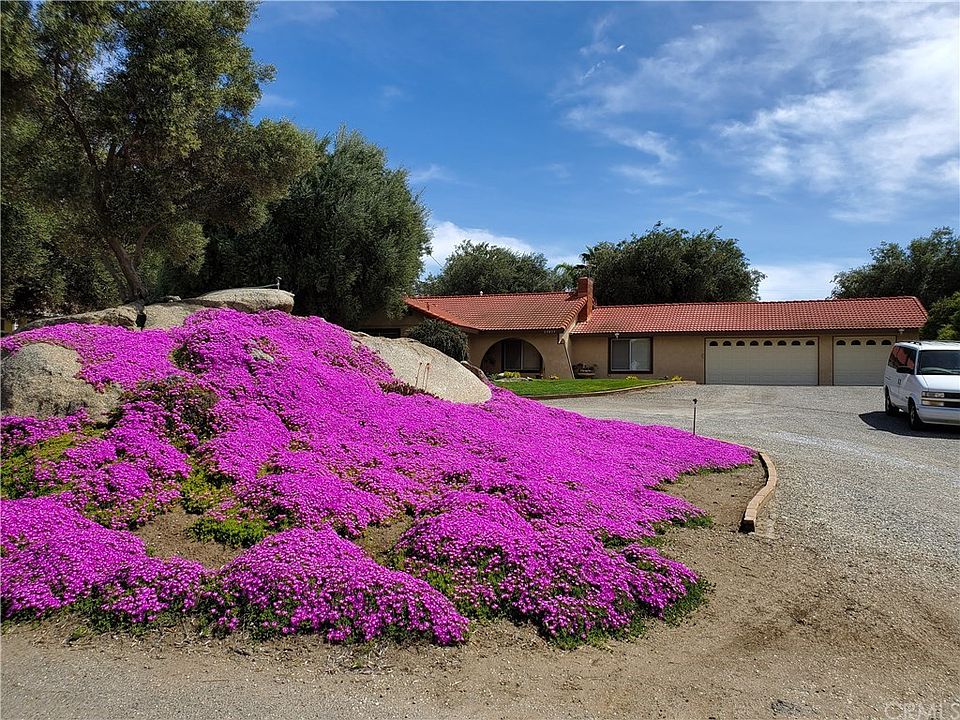 1st image of 29835 Alice Ln