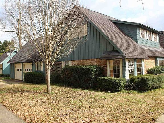 4th image of 330 Pinemont Dr