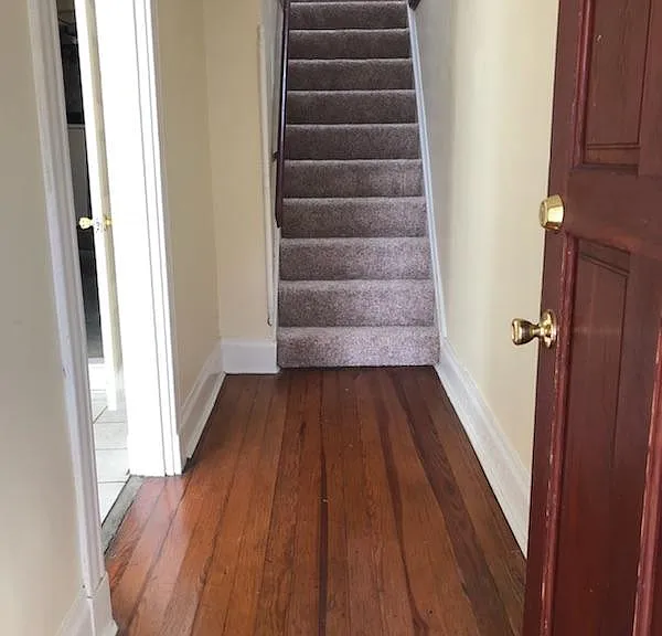 226 Emming St — Photo 4