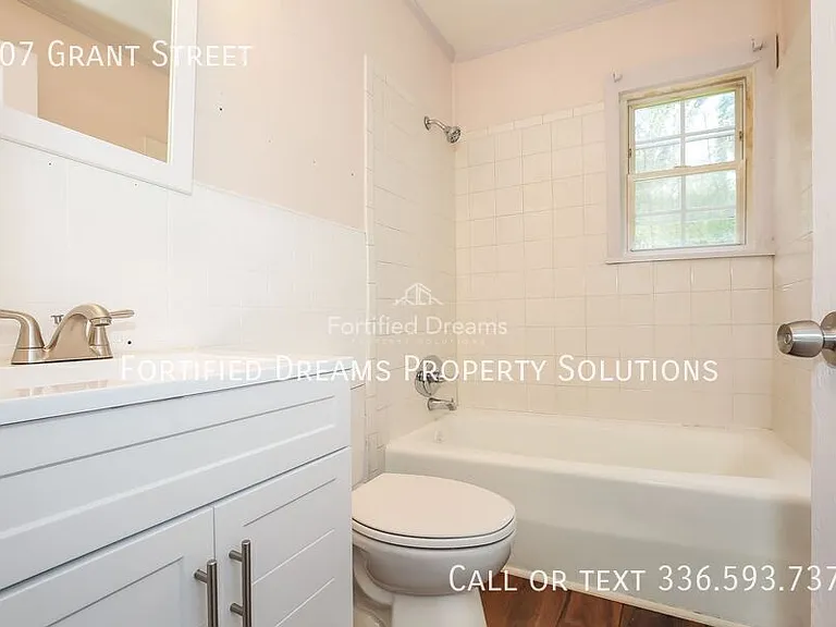 907 Grant St — Photo 12