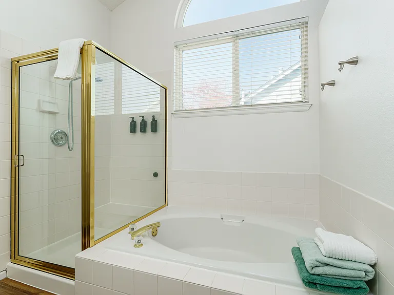132 Skyview Ct — Photo 31