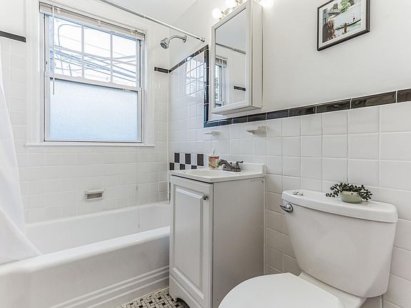 5th image of 176 Millburn Ave APT 25