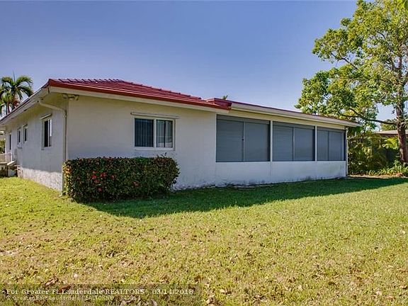 5th image of 8105 NW 100th Ter