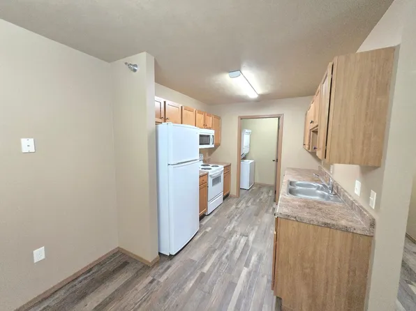 Sunrise Ii Apartments, 4510 E 53rd St #101, Sioux Falls, SD 57110