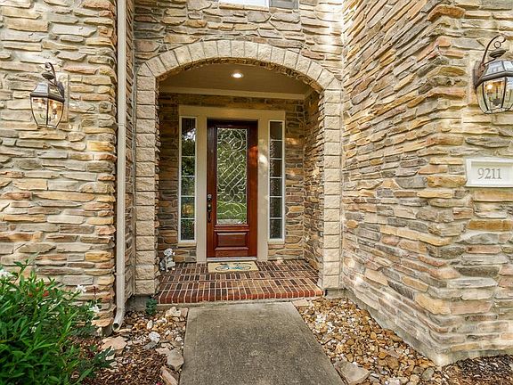 Impressive covered entry to meet your guests.