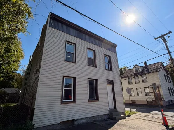 1022 6th Ave #1, Troy, NY 12180