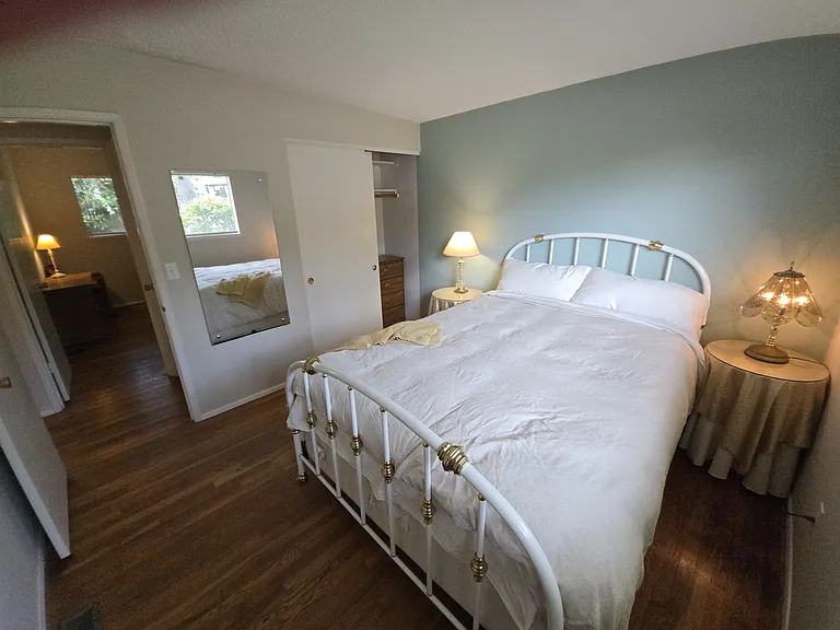 NE Bedroom