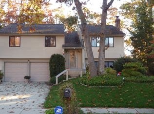 10 Comet Ct, Sewell, NJ 08080