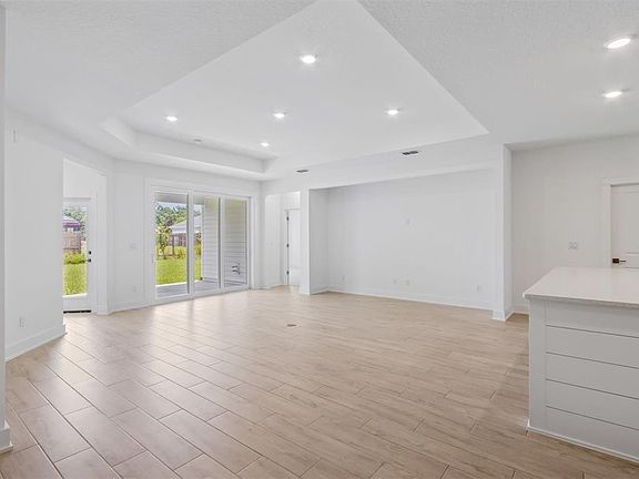 4th image of 96088 Pirate Bluff Road