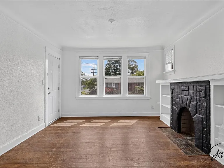18475 Wexford T - TO Real Estate LLC — Photo 2