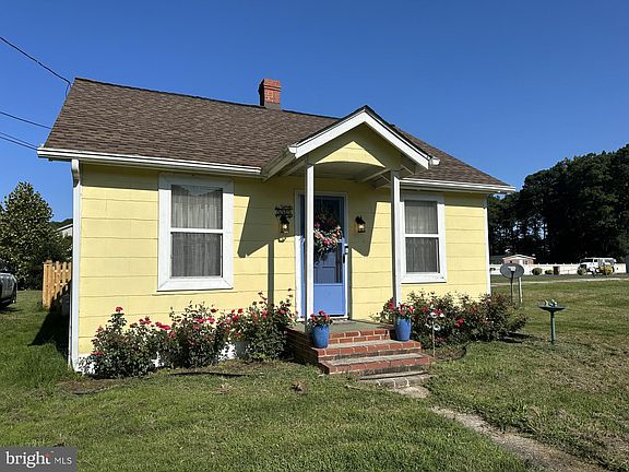 4th image of 5515 Main St